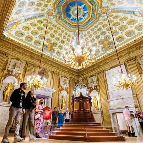 Kensington Palace Tickets and Meal for Two Kensington Palace Tickets and Meal for Two